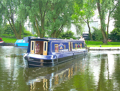Canal Lunch Cruise with Wine for Two