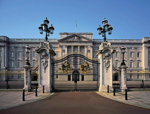 Buckingham Palace & HM Tower of London